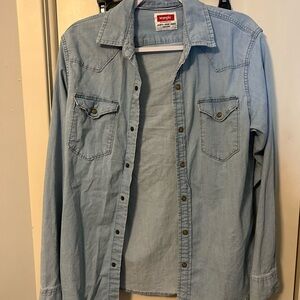 Wrangler Light Blue Denim Shirt with Red Logo Patch
